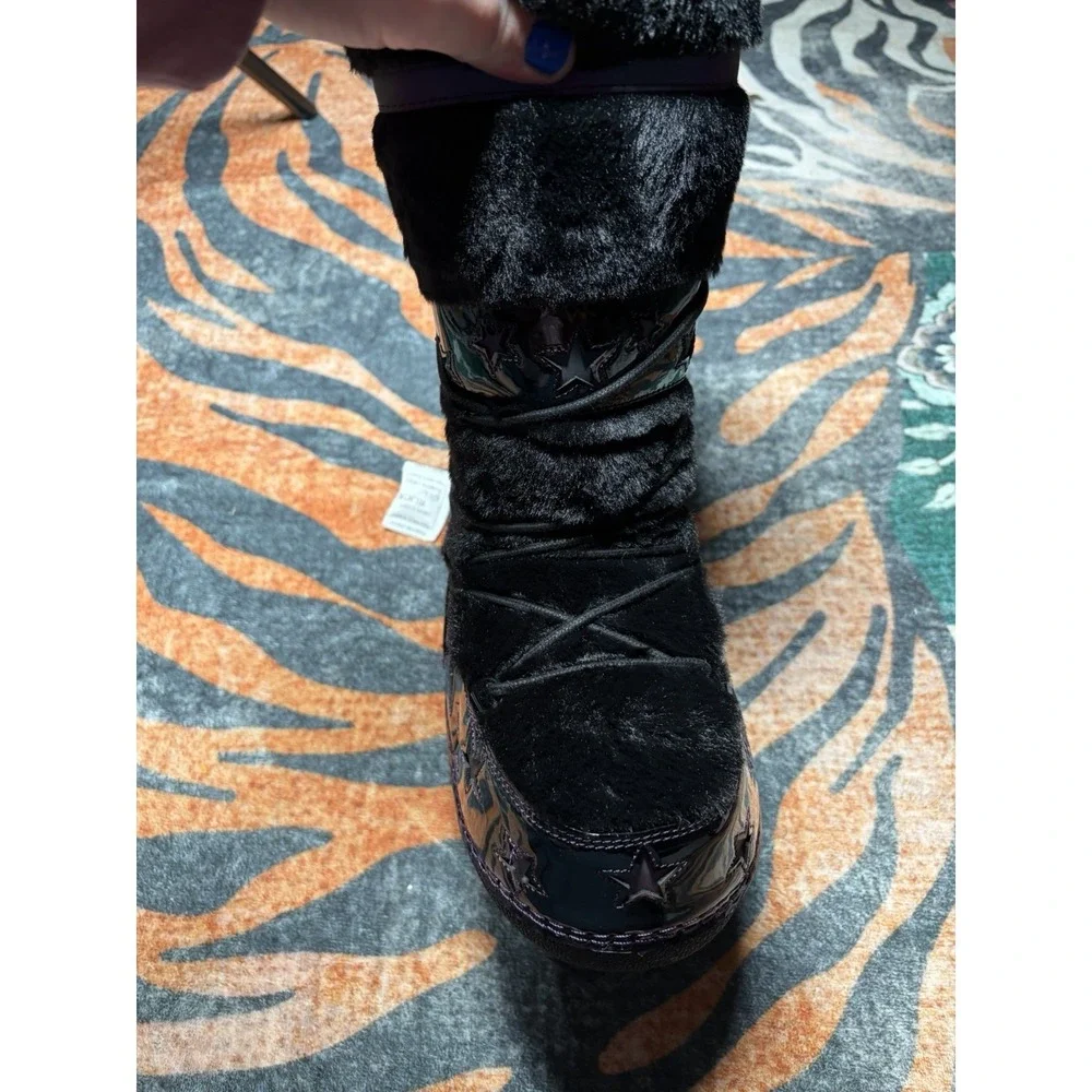 YRU Blizz Luna Reflective Goth Black SNOW boots insulated Vegan New Sz 8